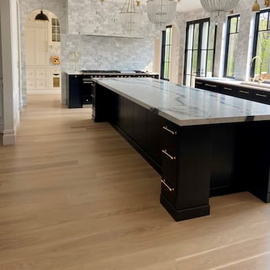 Select Plain Sawn White Oak Flooring