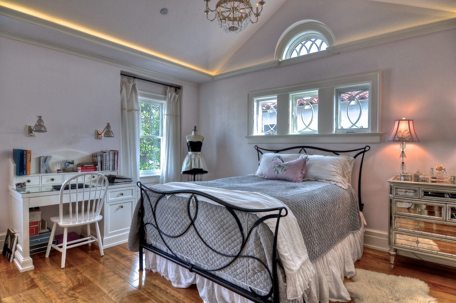 Birch Flooring - Sap/Heart Curly
