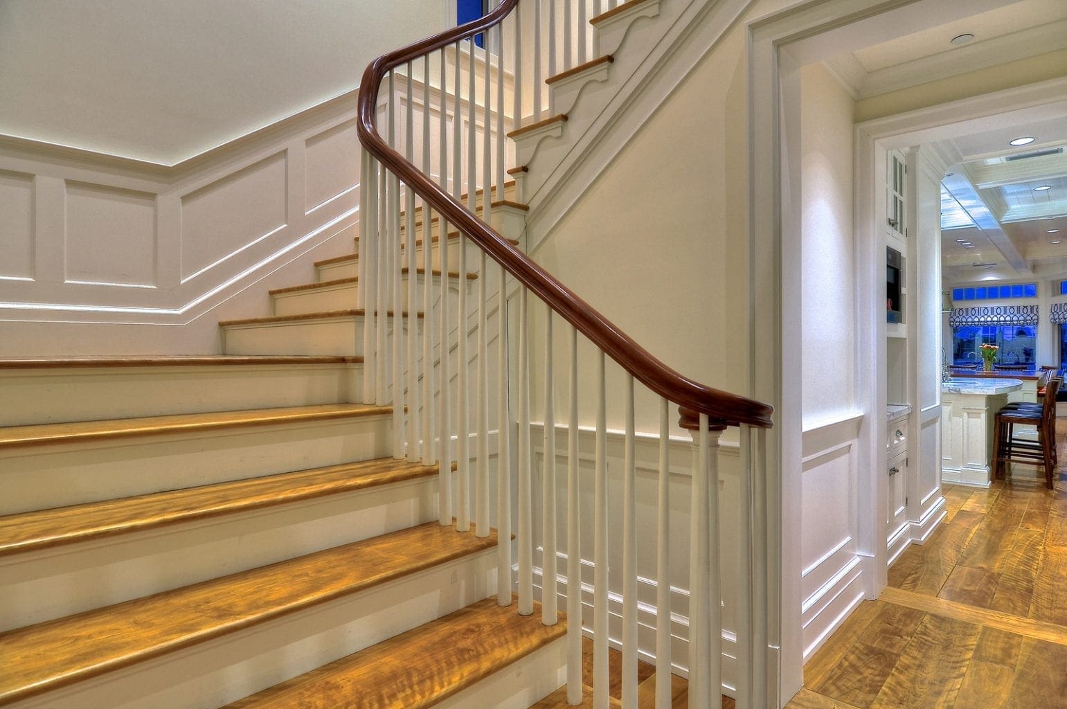Birch Flooring - Sap/Heart Curly